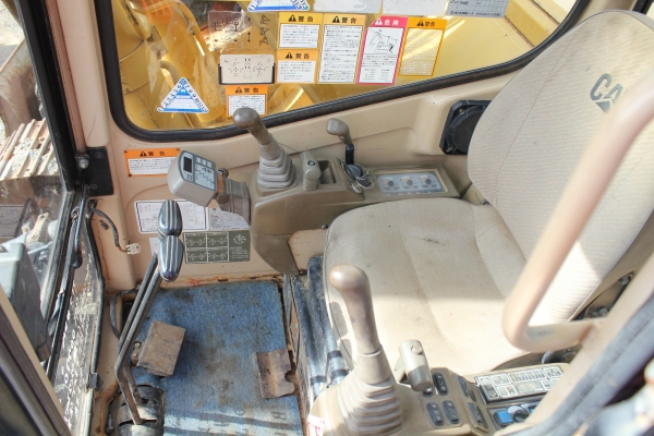 ขาย!!! รถแมคโคร CAT313BSR ตูดสั้น รถนอก สวย ไฟฟ้าครบ มีเอกสาร (เจ้าของขายเอง) ขาย!!! รถแมคโคร CAT313BSR ตูดสั้น รถนอก สวย ไฟฟ้าครบ มีเอกสาร (เจ้าของขายเอง)