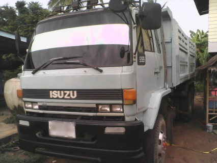 ขายรถบรรทุกสิบล้อดัมพ์ ISUZU 210 super rocky แชสซีใหญ่ เกียร์เดิม สโลเดิม 2 เพลา