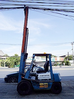 ขายรถยกนิสสัน 2 ตัน (รุ่นใหม่-ทรงเล็ก) เครื่องเบนซิน กระบอกคู่ เสาสูง 3 เมตร พวงมาลัยเพาเว่อร์ สีเดิมจากนอก นำเข้าจากญี่ปุ่น ใช้งานได้ทันที ราคา180000 ขายรถยกนิสสัน 2 ตัน (รุ่นใหม่-ทรงเล็ก) เครื่องเบนซิน กระบอกคู่ เสาสูง 3 เมตร พวงมาลัยเพาเว่อร์ สีเดิมจากนอก นำเข้าจากญี่ปุ่น ใช้งานได้ทันที ราคา180000