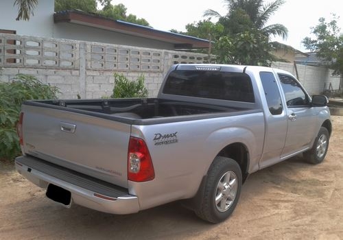 ขาย  DMAX glod serise หลุดจำนำ