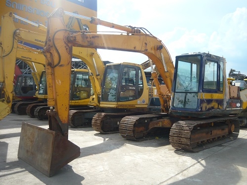 รถขุด Komatsu PC100-3 รถเก่านอก นำเข้าจากญี่ปุ่น พร้อมลุยงาน 091 695-6445