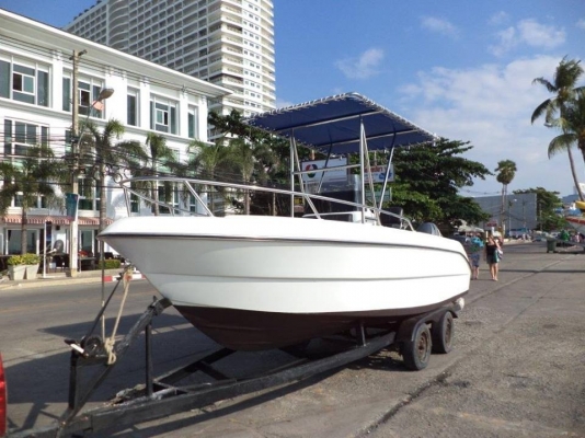 ต้องการขายเรือไฟเบอร์หล่อใหม่ขนาด22ฟุต