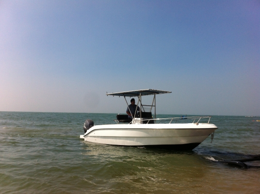 ต้องการขายเรือไฟเบอร์หล่อใหม่ขนาด22ฟุต