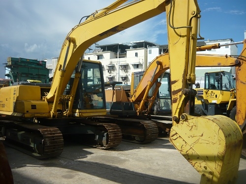 รถขุด Komatsu PC120-6 รถเก่านอก  นำเข้าจากญี่ปุ่น ระบบไฟฟ้าครบ สภาพเดิมๆ