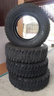 ขายยาง  245/75 R16