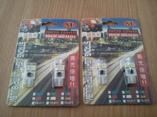 หลอดไฟเสียบ แบบหลอดLED