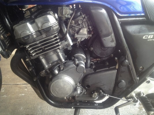 CB400SF ปี93 ยางเต็ม เครื่องแน่น180+ สีพอได้ ระบบไฟสมบูรณ์
