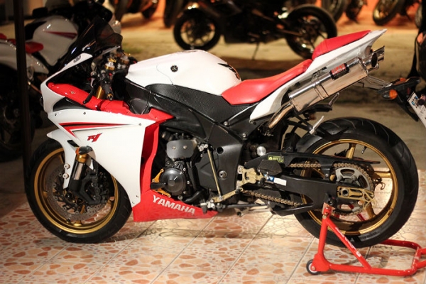 <เอิร์ทพิดโลก>R1 2009 ทะเบียน<โอนนอก>