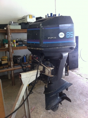 ขายเครื่องเรือ 85 แรงราคาถูก 45,000 บาท