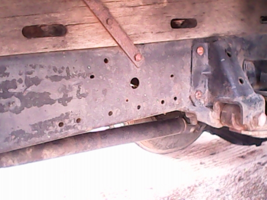 รถหกล้อวางเครื่อง 100  แรง เคร่ืองดี  ครัชชีสวย  พร้อมใช้งาน