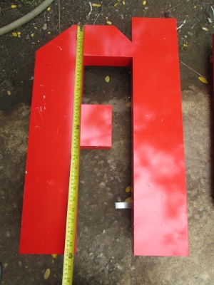 ตัวอักษรคำว่า ศูนย์ติดตั้งแก๊สรถยนต์ ตัวอักษรคำว่า ศูนย์ติดตั้งแก๊สรถยนต์