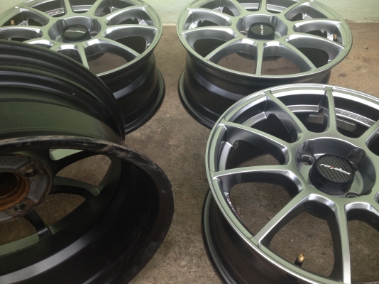 ขายล้อแม็ก Lenso ขอบ 15 4 รู ขายล้อแม็ก Lenso ขอบ 15 4 รู