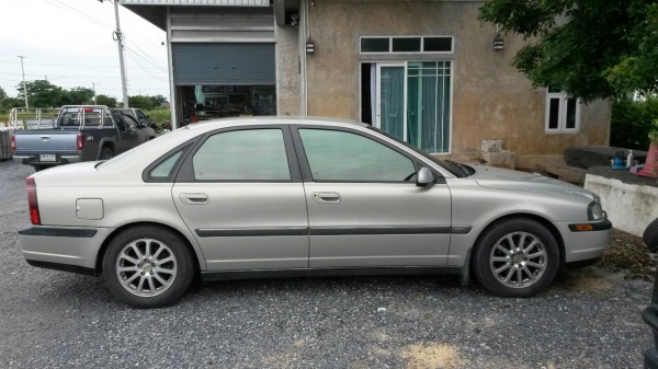 ขายด่วน วอลโว่ S80  เครื่อง 2.9 ปี 2001 แก๊ส LPG