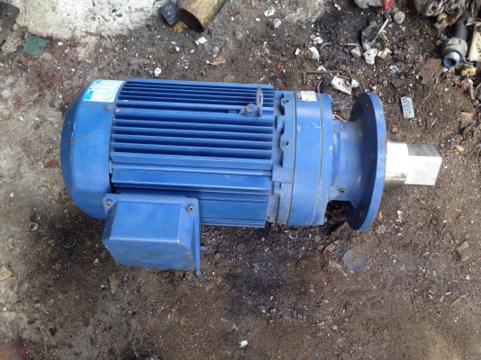 ขายมอเตอร์เกียร์หน้าแปรน Cycro drive Sumitomo 5 HP. 380V อัตราทด 1:15 สภาพสวย พร้อมใช้งาน