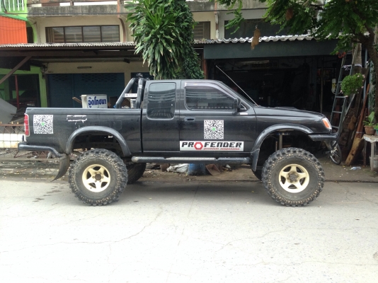 ขายออฟโรดนิสสัน ฟรอนเทียร์ แต่งเต็มพร้อมลุยราคานิดเดี่ยว
