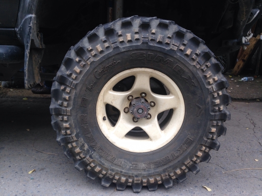 ขายออฟโรดนิสสัน ฟรอนเทียร์ แต่งเต็มพร้อมลุยราคานิดเดี่ยว