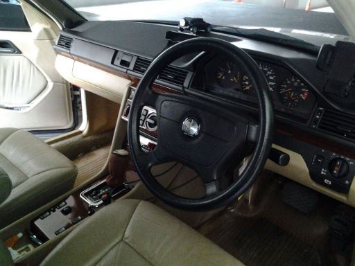 เบ้นซ์ E220 สภาพพร้อมใช้