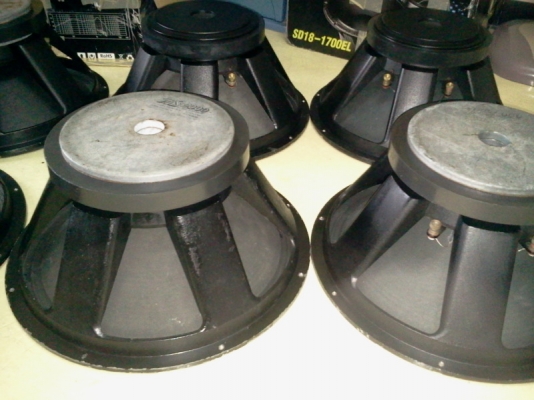 ขายเครื่องเสียงกลางแจ้งยกชุด หรือ แลกก็ใด้ลองเข้ามาดูในรายระเอียดครับ