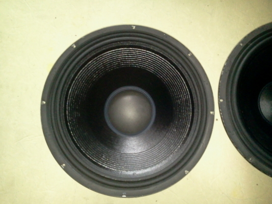 ขายเครื่องเสียงกลางแจ้งยกชุด หรือ แลกก็ใด้ลองเข้ามาดูในรายระเอียดครับ