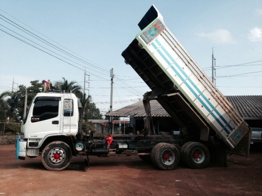 ขายด่วนขายรถ10ล้อดั้ม 2 เพลาดั้ม isuzu deca euro1 270  1550000 บาท