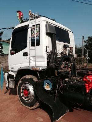 ขายด่วนขายรถ10ล้อดั้ม 2 เพลาดั้ม isuzu deca euro1 270  1550000 บาท