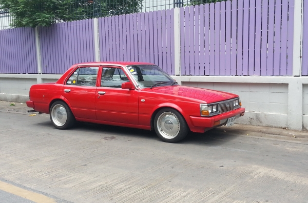 ขาย Toyota Corona RT-130 จดปี 1981 + LPG สีแดง ขาย Toyota Corona RT-130 จดปี 1981 + LPG สีแดง