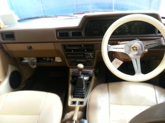 ขาย Toyota Corona RT-130 จดปี 1981 + LPG สีแดง ขาย Toyota Corona RT-130 จดปี 1981 + LPG สีแดง