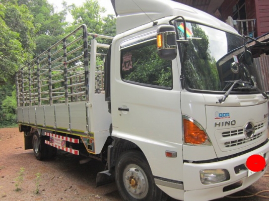 ขายหกล้อ ฮีโน่ เมก้า 500  175 HP  ยาว 5 ม.  ปี  56  สภาพป้ายแดง