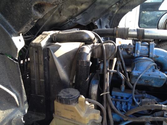 สุดคุ้มครับขายถูกๆไปเลย เครื่องจีน CHANGCHAI 6CTL280～2 8800 CC ติดรถมาสภาพพร้อมใช้ NGV 100\% แรงม้า 206 KW ประมาณ 276 แรงม้ายกไปเลยทั้งชุดครับ มี2เครื่องครับ  พร้อมชุดคิทแท้ WOODWARD ใช้งานวิ่งปกติไม่มีปัญหา โทรมาสอบถามรายละเอียดได้ครับ