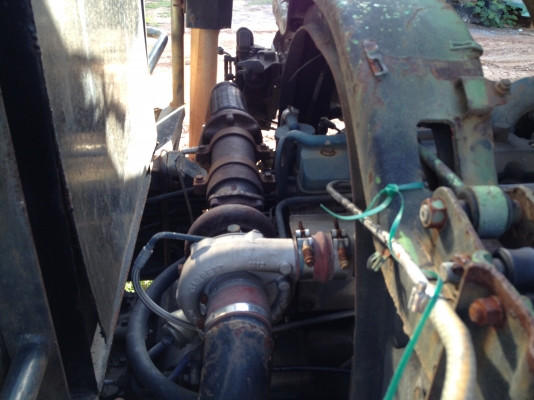 สุดคุ้มครับขายถูกๆไปเลย เครื่องจีน CHANGCHAI 6CTL280～2 8800 CC ติดรถมาสภาพพร้อมใช้ NGV 100\% แรงม้า 206 KW ประมาณ 276 แรงม้ายกไปเลยทั้งชุดครับ มี2เครื่องครับ  พร้อมชุดคิทแท้ WOODWARD ใช้งานวิ่งปกติไม่มีปัญหา โทรมาสอบถามรายละเอียดได้ครับ