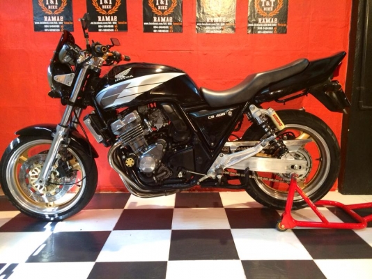 T&amp;T BIKE RAMA2ขายHONDA CB400 ปี94 เล่มทะเบียนครบพร้อมโอน ภาษี 58 สีตรง เลขตรงหมดครับ รถเก็บงานทั้งคัน