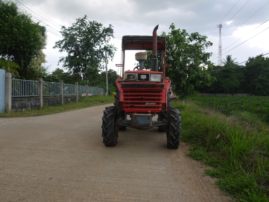 ขายด่วนครับ KUBOTA L1-18 แรง สองเพลา พร้อมผาน5 ครับ