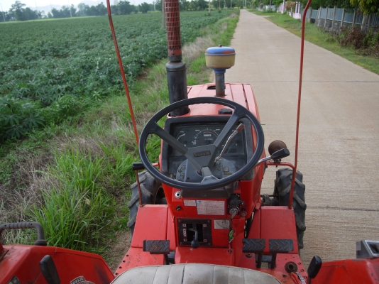 ขายด่วนครับ KUBOTA L1-18 แรง สองเพลา พร้อมผาน5 ครับ