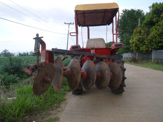 ขายด่วนครับ KUBOTA L1-18 แรง สองเพลา พร้อมผาน5 ครับ