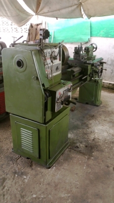 แท่นกลึงง 6 ฟุต 3 เพลา เกียร์บล็อก พร้อมใช้งาน ด่วน !!!!  85,000  สนใจติดต่อ อ้อม 0898217996