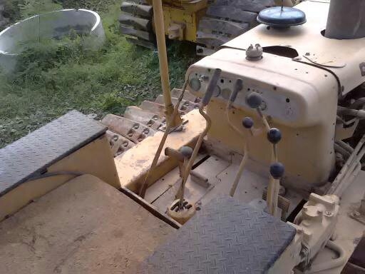 บาอีกแล้วครับของถูกๆๆๆ รถเกรด CATERPILLAR D4D มี 2 คัน นะครับ