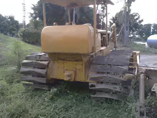 บาอีกแล้วครับของถูกๆๆๆ รถเกรด CATERPILLAR D4D มี 2 คัน นะครับ