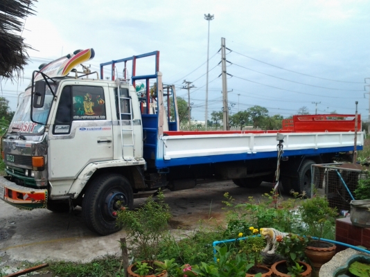 ขายอีสุFTRยาว7.30รถบ้านสวยๆรถมี4คันสวยๆคับ