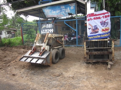 แนะนำอีกตัวครับ : รถยก โฟล์คลิฟต์ SUMITOMO: 1.5 ตัน เครื่อง ISUZU เสาสูง 3.5 เมตร