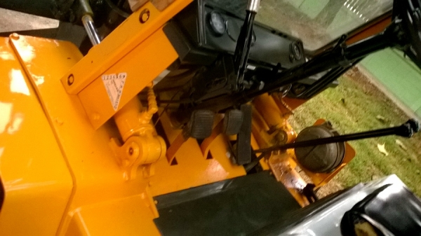 FORKLIFT*KOMATSUรุ่น10*2.5ตัน*5587ชม.*ล้อคู้*งาคว่ำ-หงาย*ดีเชล*จากญี่ปุ่น290000*ขายที่โคราช