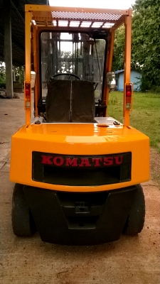 FORKLIFT*KOMATSUรุ่น10*2.5ตัน*5587ชม.*ล้อคู้*งาคว่ำ-หงาย*ดีเชล*จากญี่ปุ่น290000*ขายที่โคราช
