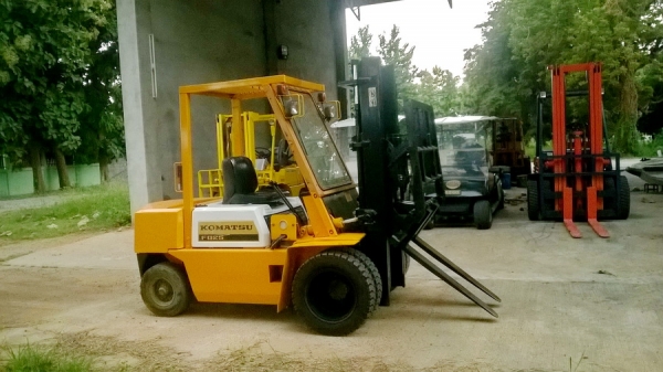 FORKLIFT*KOMATSUรุ่น10*2.5ตัน*5587ชม.*ล้อคู้*งาคว่ำ-หงาย*ดีเชล*จากญี่ปุ่น290000*ขายที่โคราช