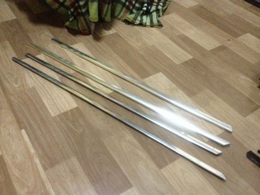 ขายขอบโครเมี่ยม ประตู bmw e30แท้ติดรถ จำนวน4ชิ้น ราคา1000บาท โทร0924462525โส กทม ขายขอบโครเมี่ยม ประตู bmw e30แท้ติดรถ จำนวน4ชิ้น ราคา1000บาท โทร0924462525โส กทม