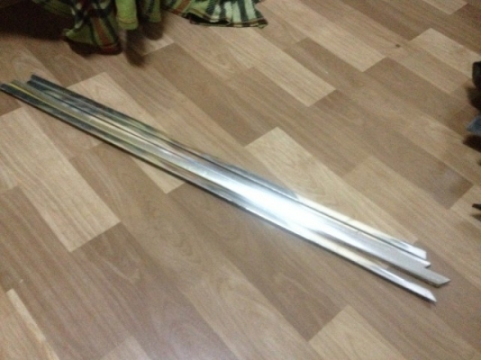 ขายขอบโครเมี่ยม ประตู bmw e30แท้ติดรถ จำนวน4ชิ้น ราคา1000บาท โทร0924462525โส กทม ขายขอบโครเมี่ยม ประตู bmw e30แท้ติดรถ จำนวน4ชิ้น ราคา1000บาท โทร0924462525โส กทม