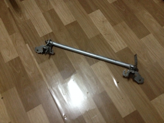 ขายฝากระโปรงหน้าe30 ราคา800บาท โทร0924462525โส กทม