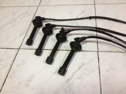 ขายสายหัวเทียนเครืองSR20 4เส้น ราคา500บาท โทร0924462525โส กทม