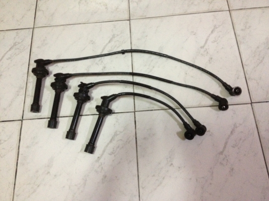 ขายสายหัวเทียนเครืองSR20 4เส้น ราคา500บาท โทร0924462525โส กทม