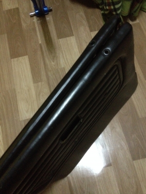 ขายแผงประตูหนังดำเดิม คู่หลัง สภาพดี ราคา800บาท โทร0924462525โส กทม