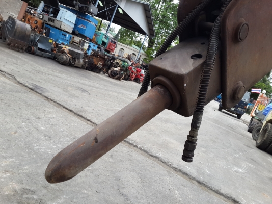 ขาย หัวกระแทก ใส่รถขุด ขนาด  PC40-PC60 มือสองญี่ปุ่น