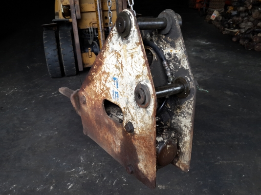 ขาย หัวกระแทก ใส่รถขุด ขนาด  PC40-PC60 มือสองญี่ปุ่น